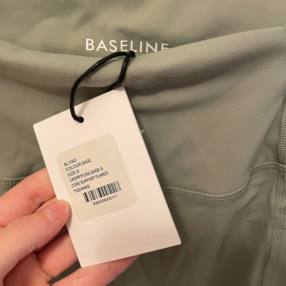 Active wear flared leggings - Picture 5 of 5